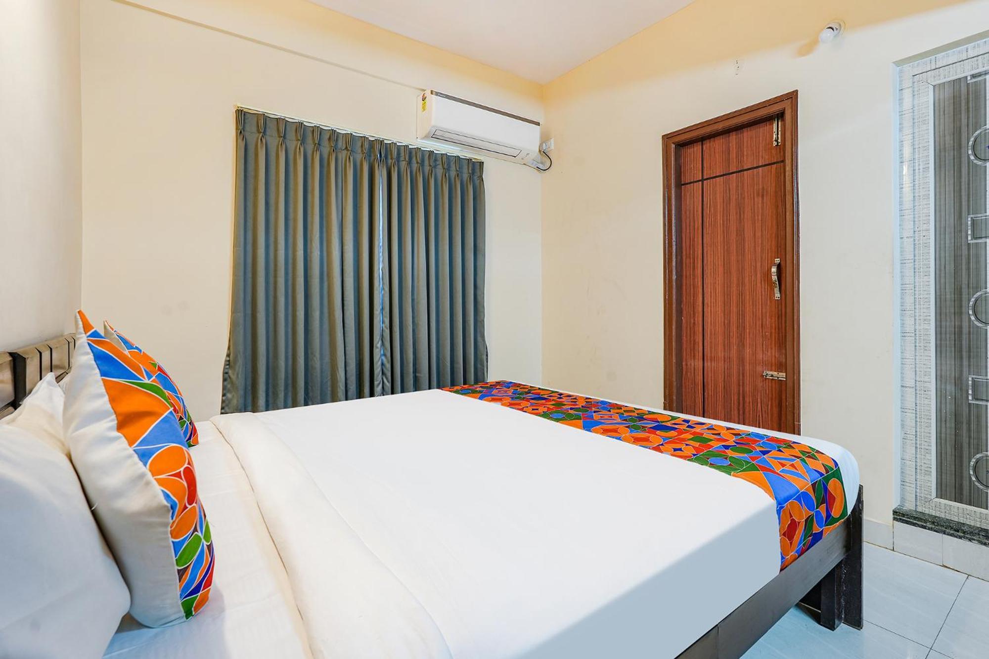 Fabhotel Crystal Suites Bangalore Exterior photo